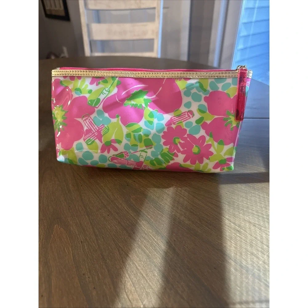 Lilly Pulitzer Estee Lauder Pink Floral Plastic Makeup Bag Zipper Travel Pouch